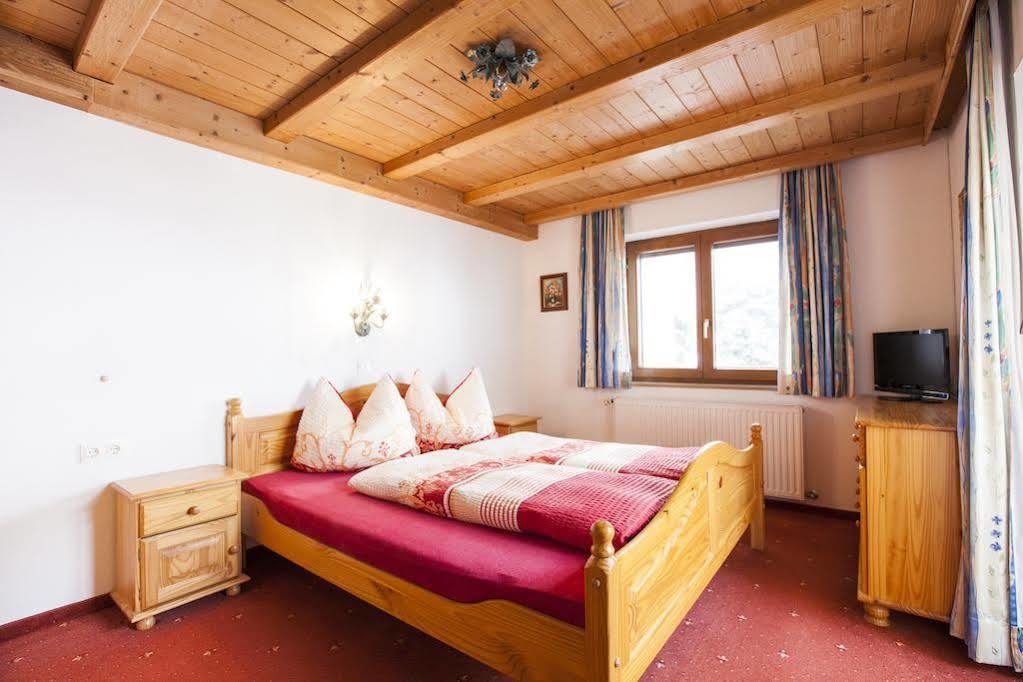 Bed and Breakfast Haus Steinbock Neustift im Stubaital Exteriér fotografie